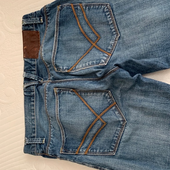 Jeans - Picture 1 of 3